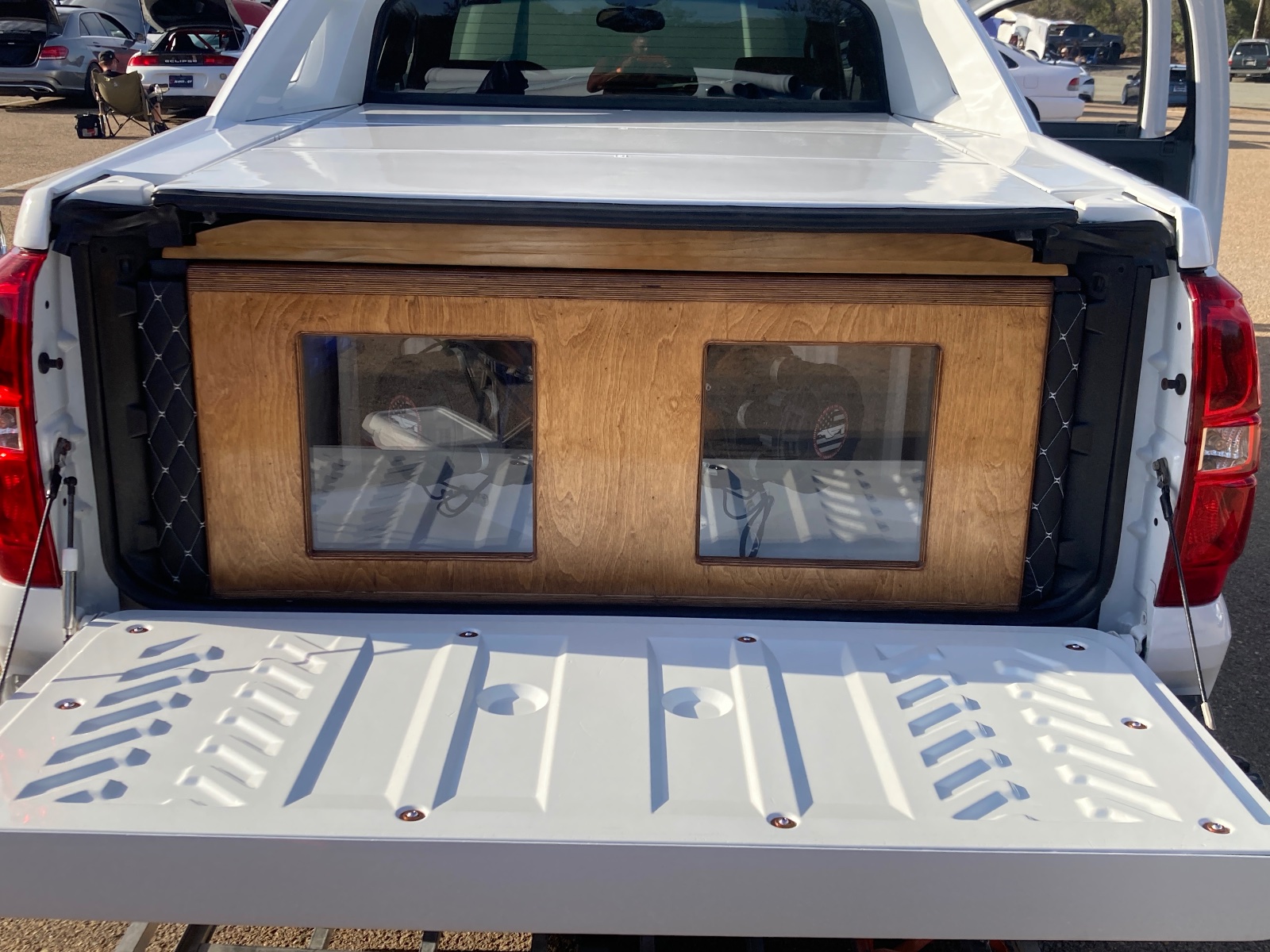 Pennies on Tha Dollar (2010 Chevrolet Avalanche): Sub enclosure