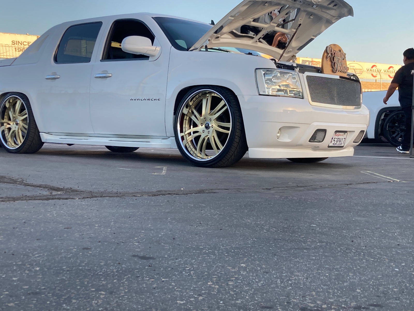 Pennies on Tha Dollar (2010 Chevrolet Avalanche): The vehicle