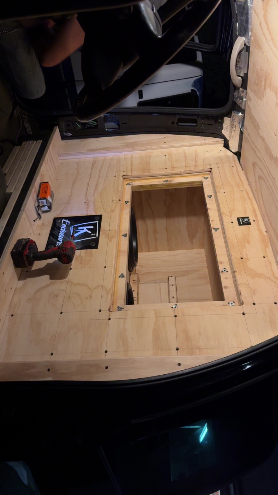 The Lab Rat (2004 GMC Sierra 1500): Sub enclosure