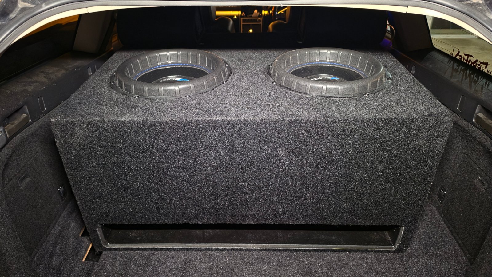 SPL WAGON (2006 Nissan Stagea): Sub enclosure