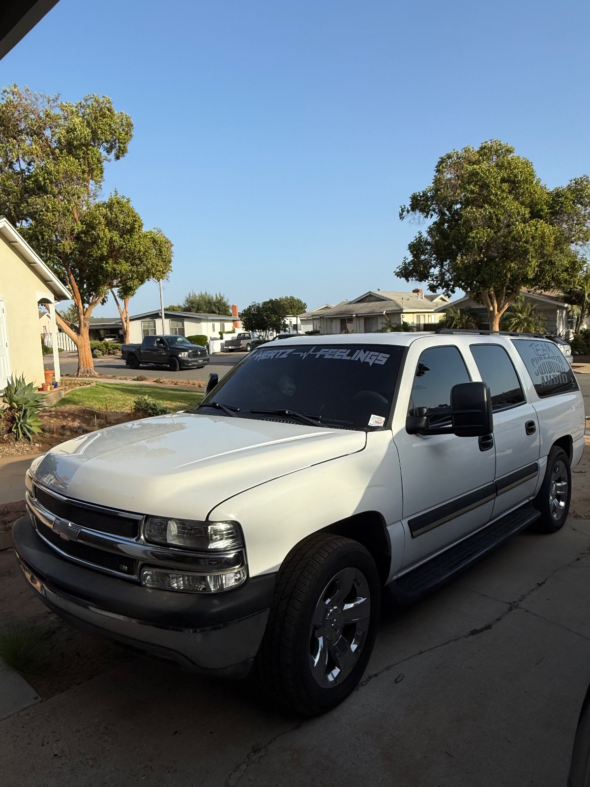 SD BURB (2004 Chevy Suburban): The vehicle
